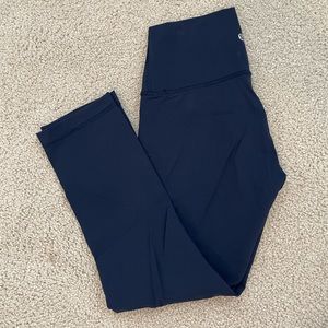 Lululemon Size 4 Navy Blue Crop 21" Align Leggings